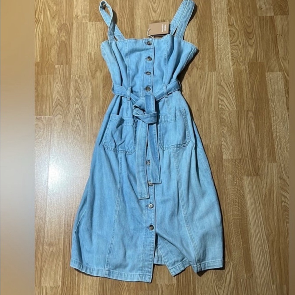 Reformation palawan denim Dress size 8 like new!